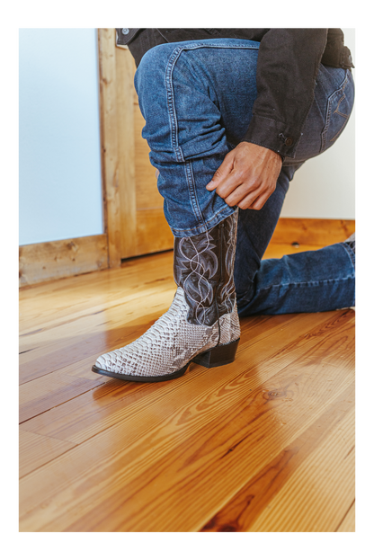 Dan Post Manning Python Boot