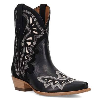 Black,6,M